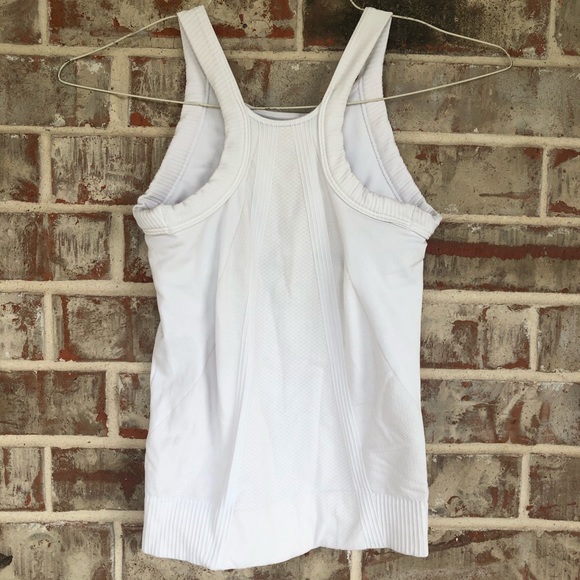 Nike FitDry Racerback Built in Bra Sports Tank S/M - Picture 2 of 10
